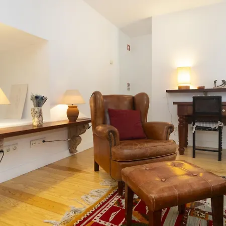 Apartment With Terrace In Downtown - Ttl279