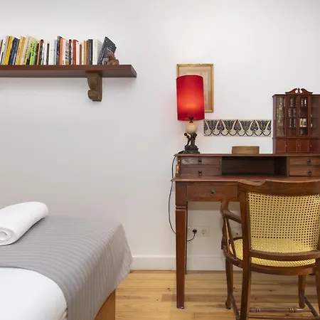 Apartment With Terrace In Downtown - Ttl279