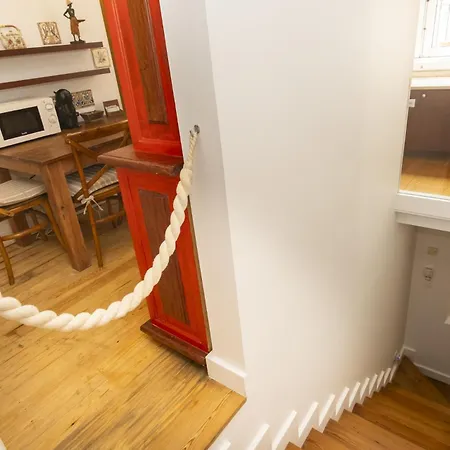 With Terrace In Downtown - Ttl279 Lissabon